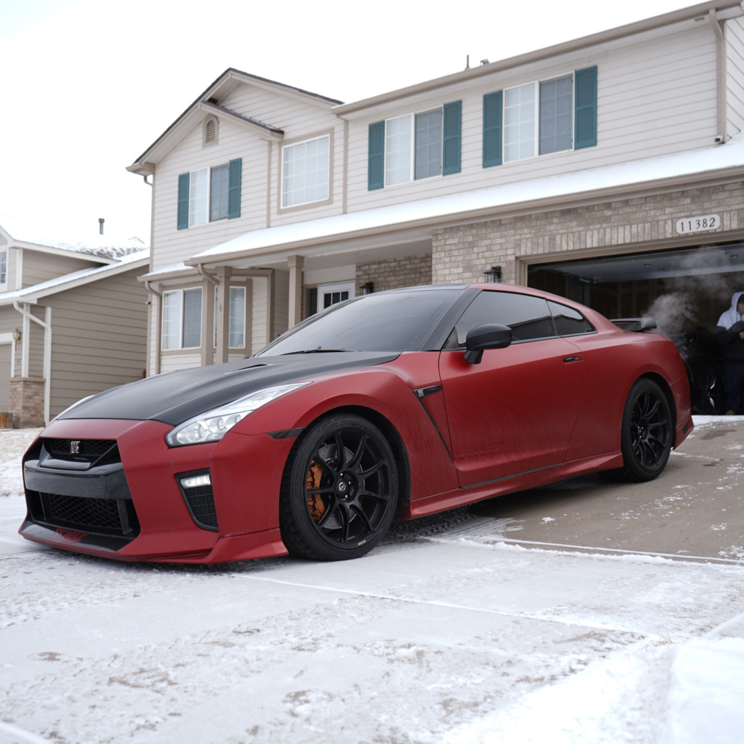 2020 Nissan GT-R - Overview Photo