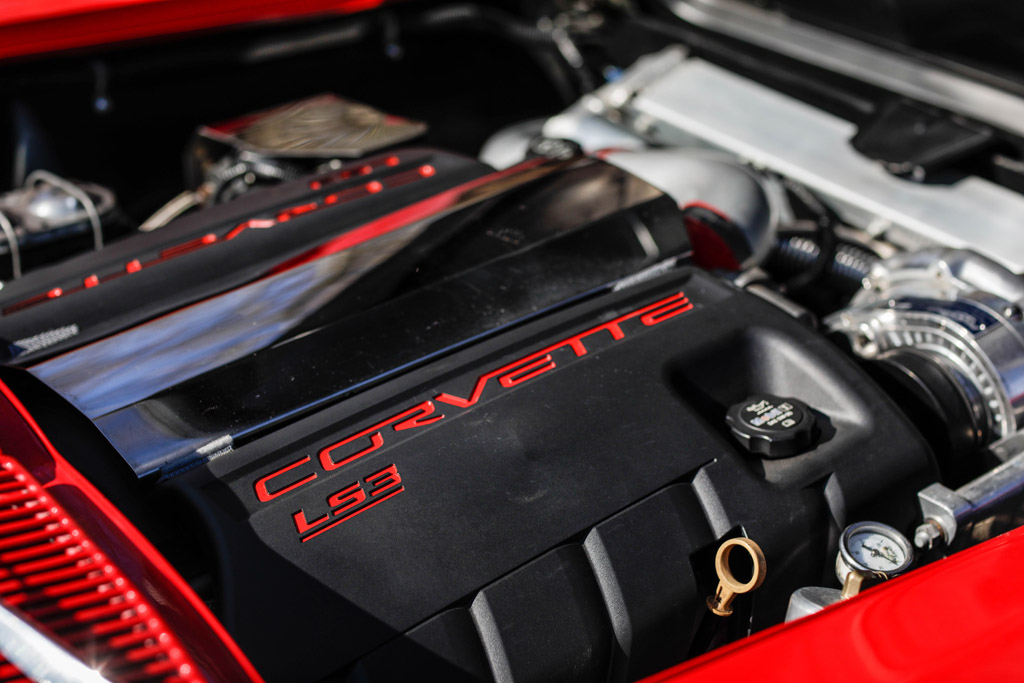 1965 Chevrolet Corvette Stingray - Engine Photo