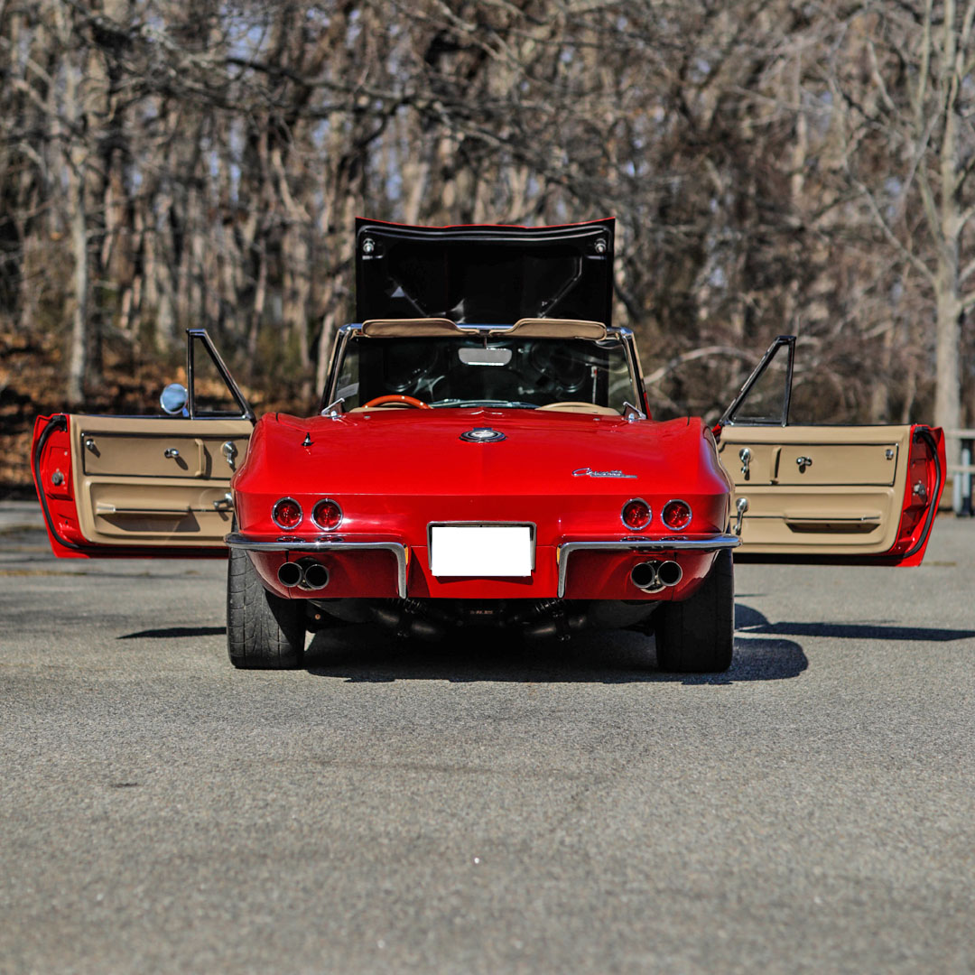 1965 Chevrolet Corvette Stingray - Interior Photo