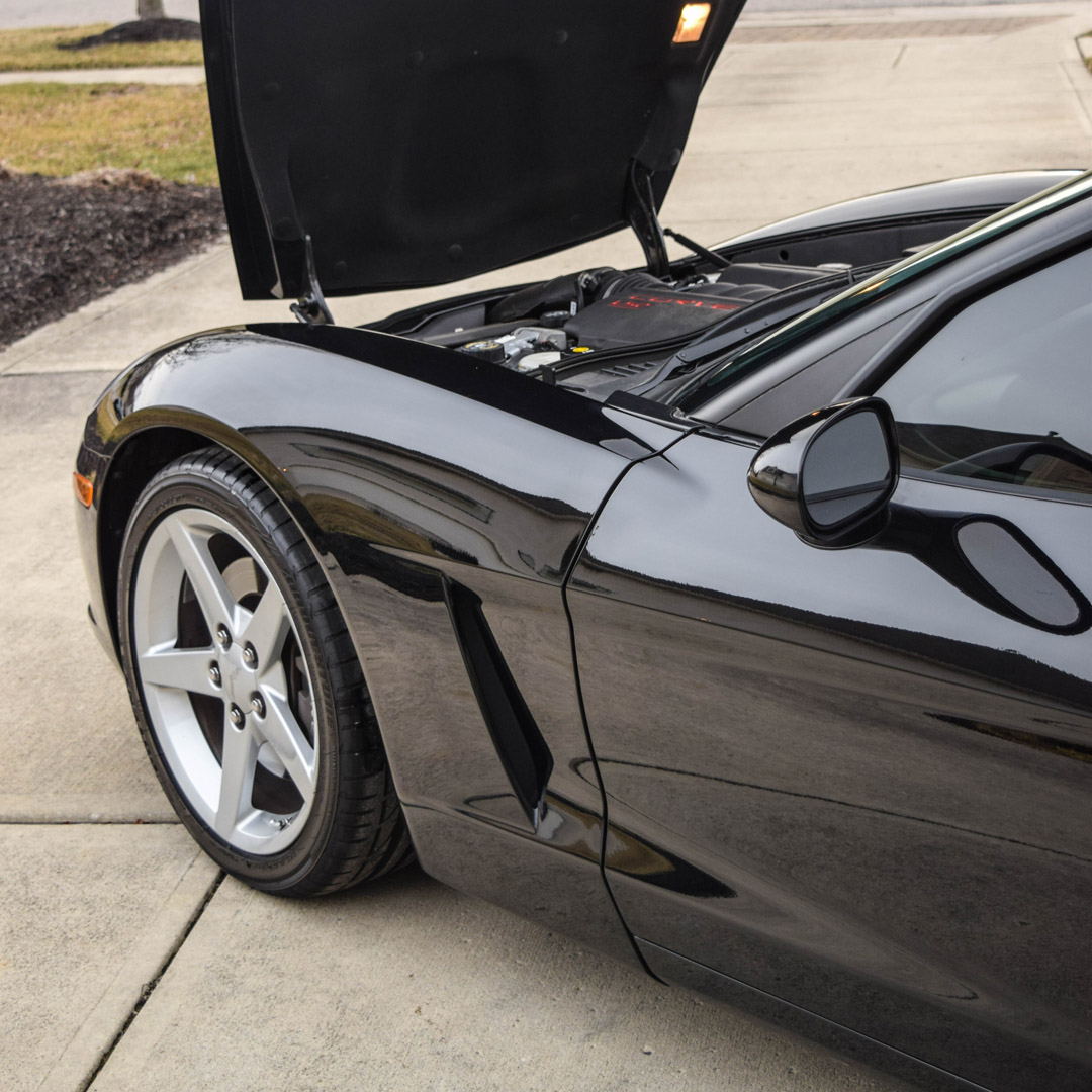 2006 Chevrolet Corvette - Engine Photo