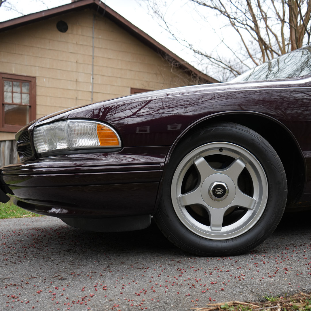 1995 Chevrolet  Impala - Engine Photo