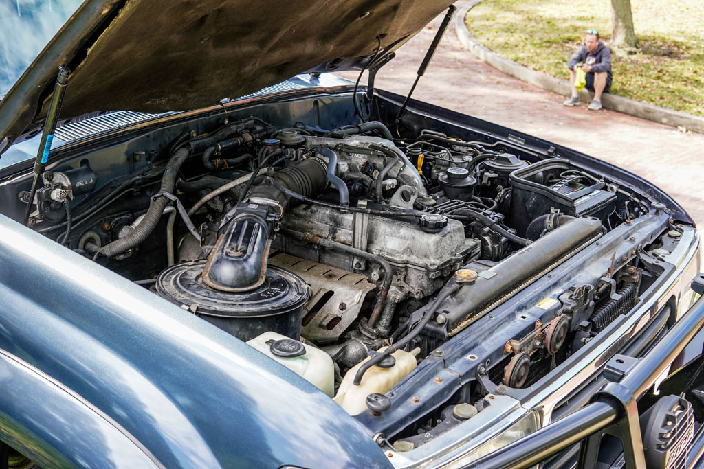 1995 Toyota Land Cruiser - Engine Photo