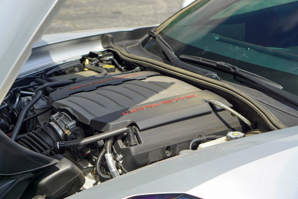 2016 Chevrolet Corvette - Engine Photo
