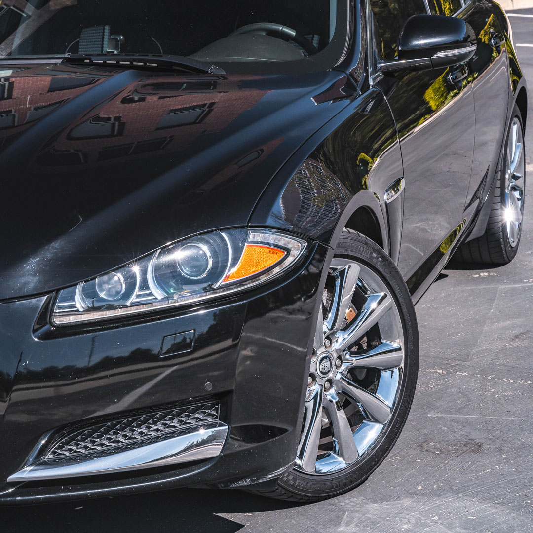 2012 Jaguar XF - Engine Photo