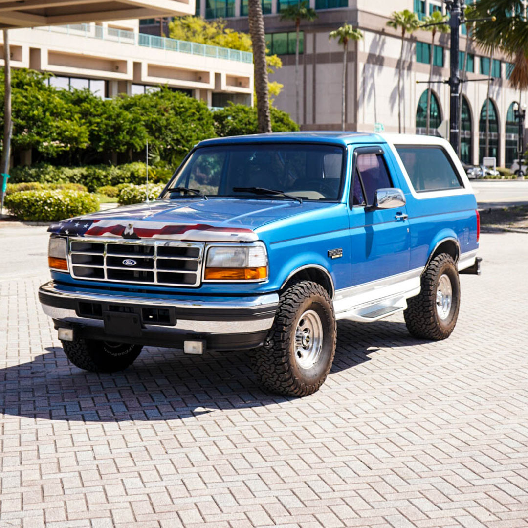 1996 Ford Bronco - Overview Photo