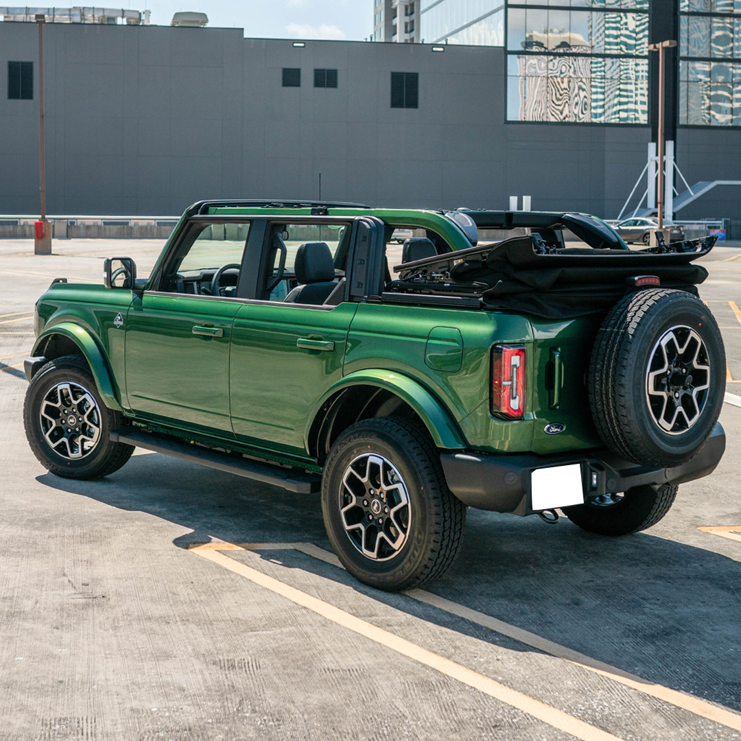 2022 Ford Bronco - Interior Photo
