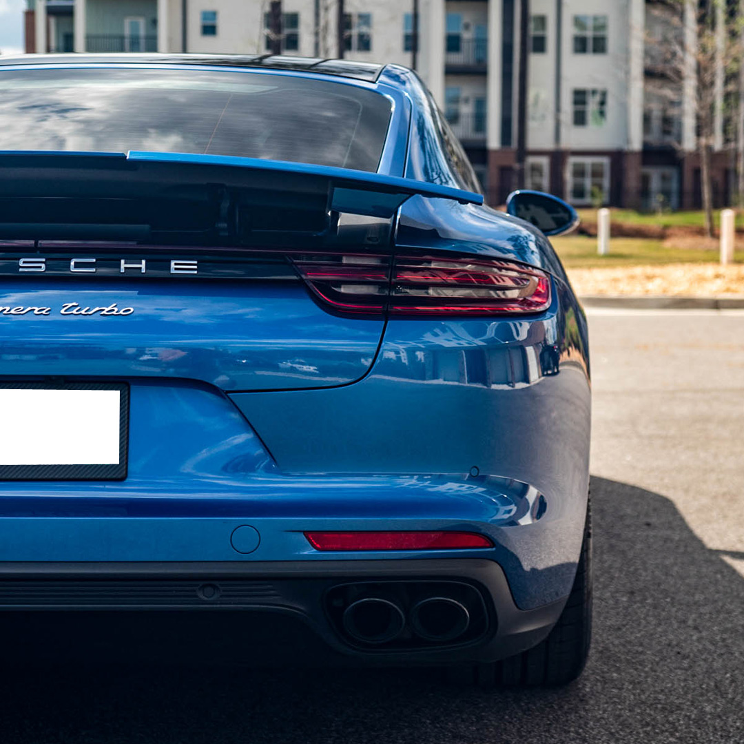 2018 Porsche Panamera - Interior Photo