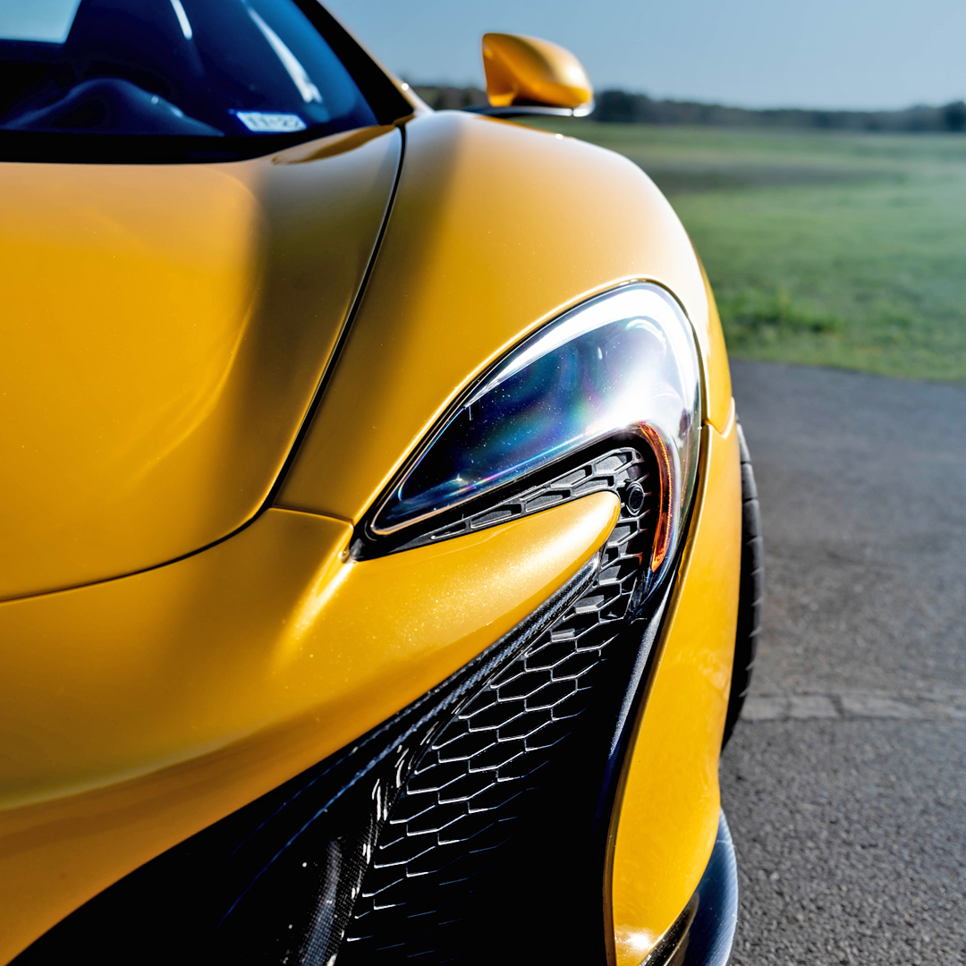 2015 Mclaren 650S - Engine Photo