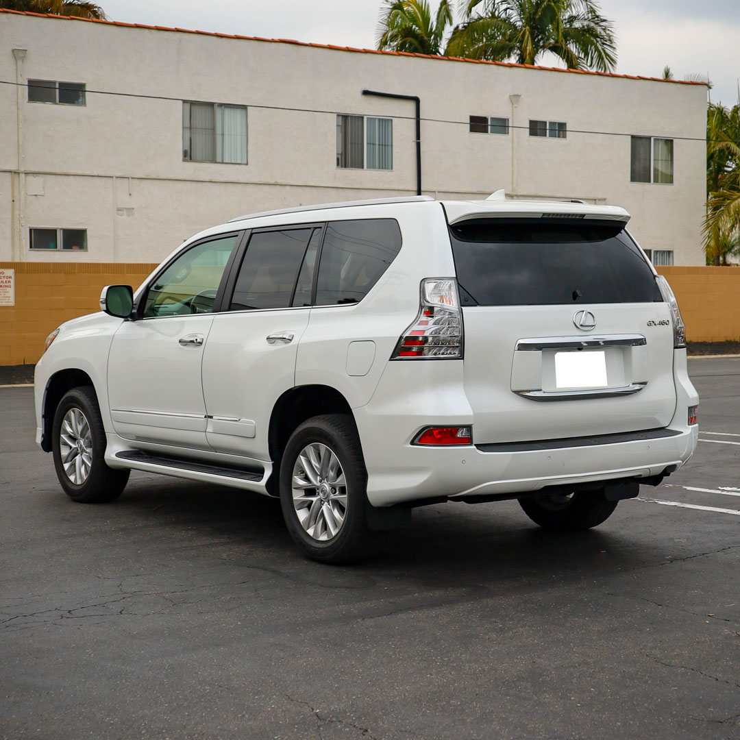 2018 Lexus GX - Interior Photo