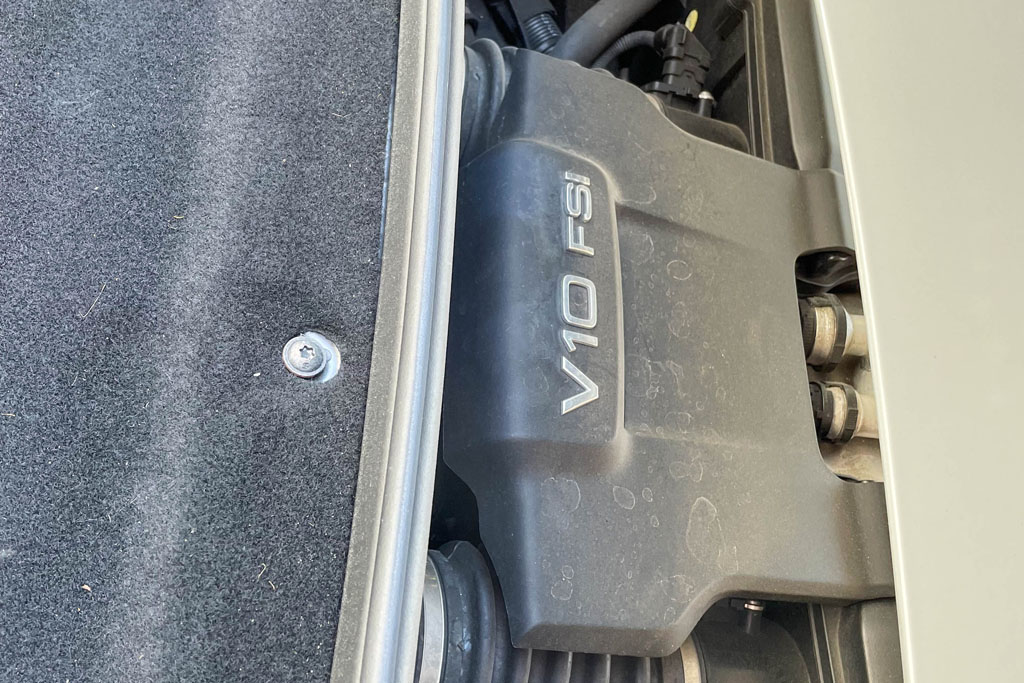 2014 Audi R8 - Engine Photo