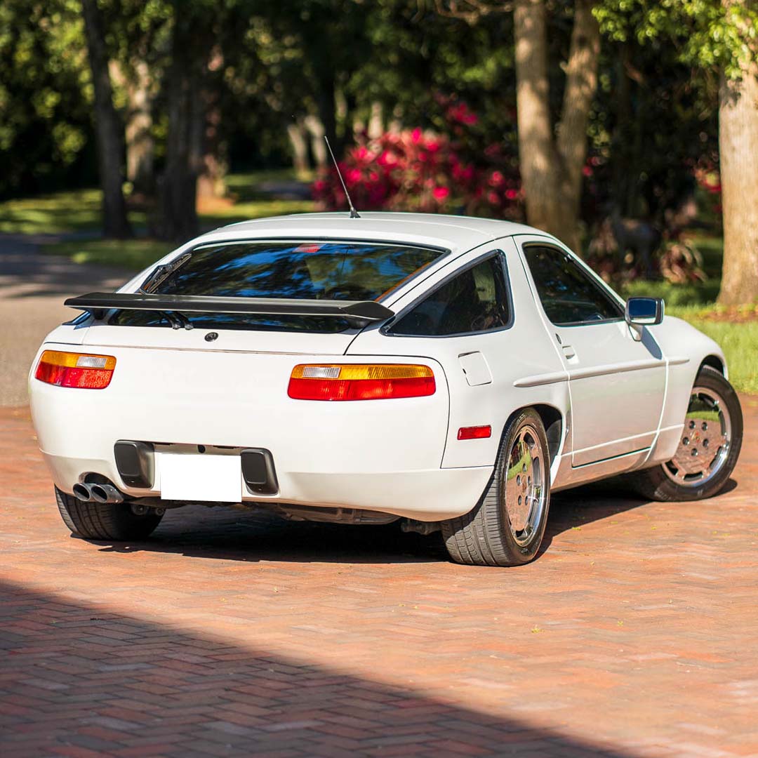 1989 Porsche 928 - Interior Photo