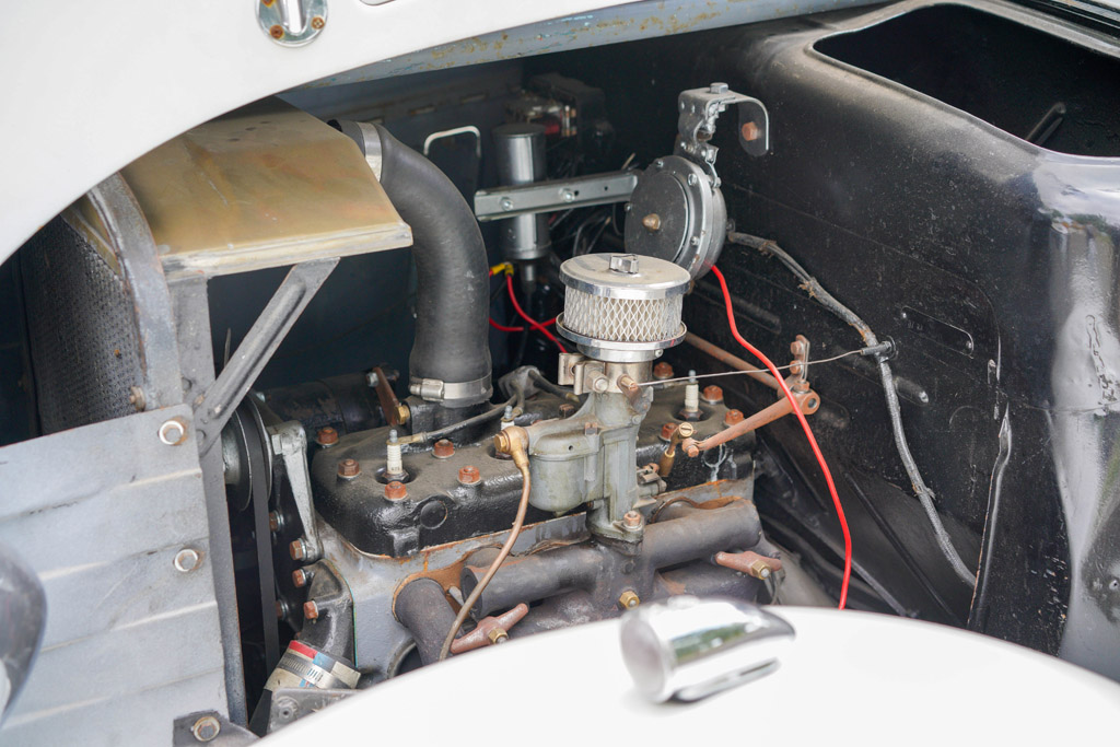 1938 Austin  14 - Engine Photo