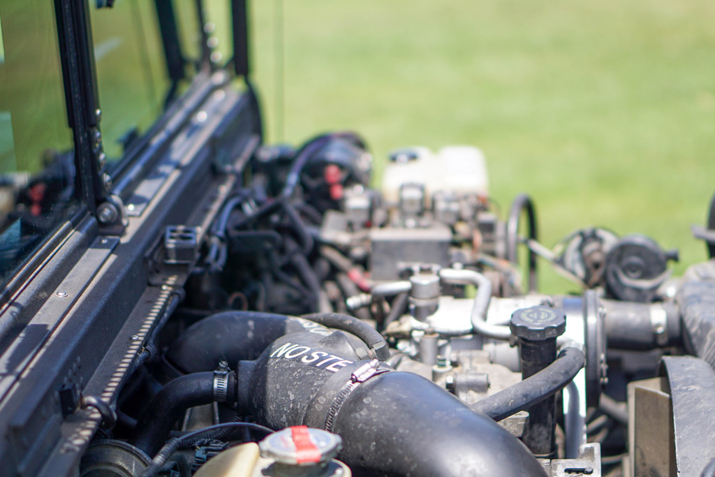 1998 Hummer H1 - Engine Photo