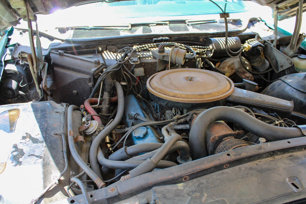 1968 Cadillac  Deville - Engine Photo