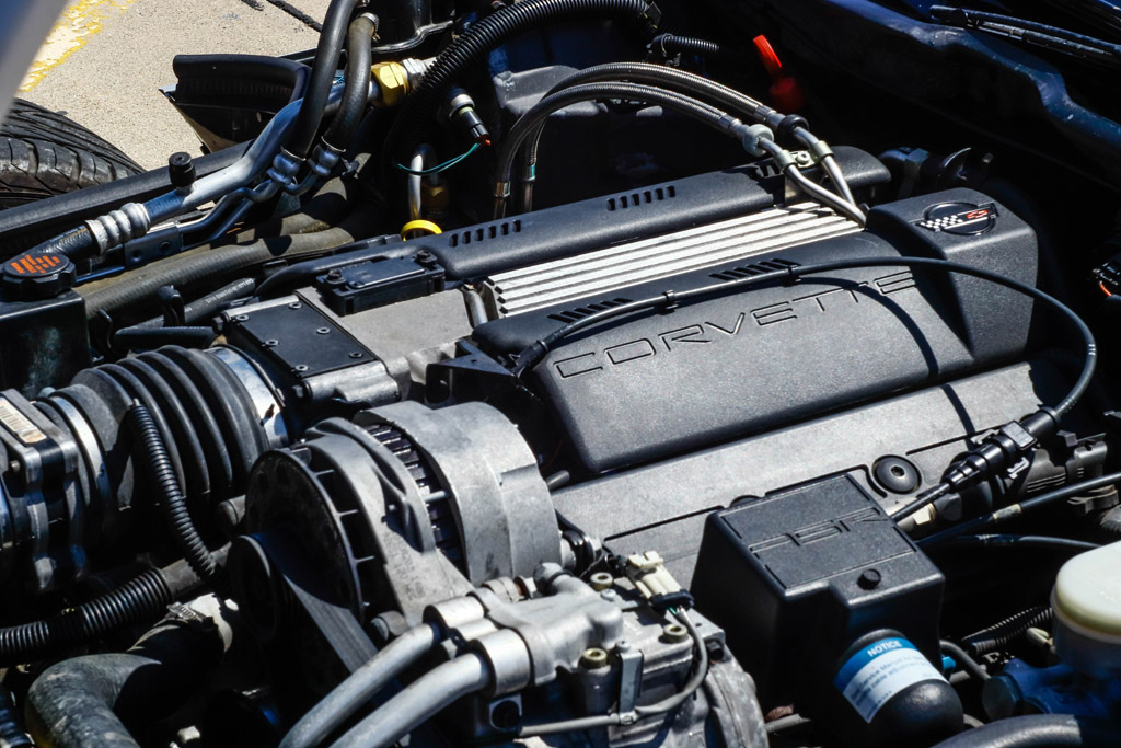 1996 Chevrolet Corvette - Engine Photo