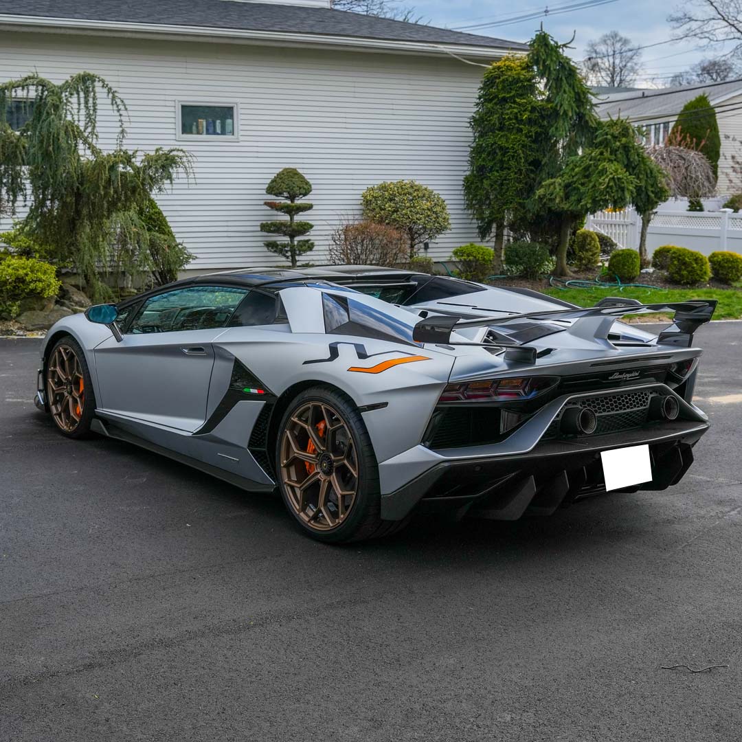 2021 Lamborghini Aventador - Interior Photo