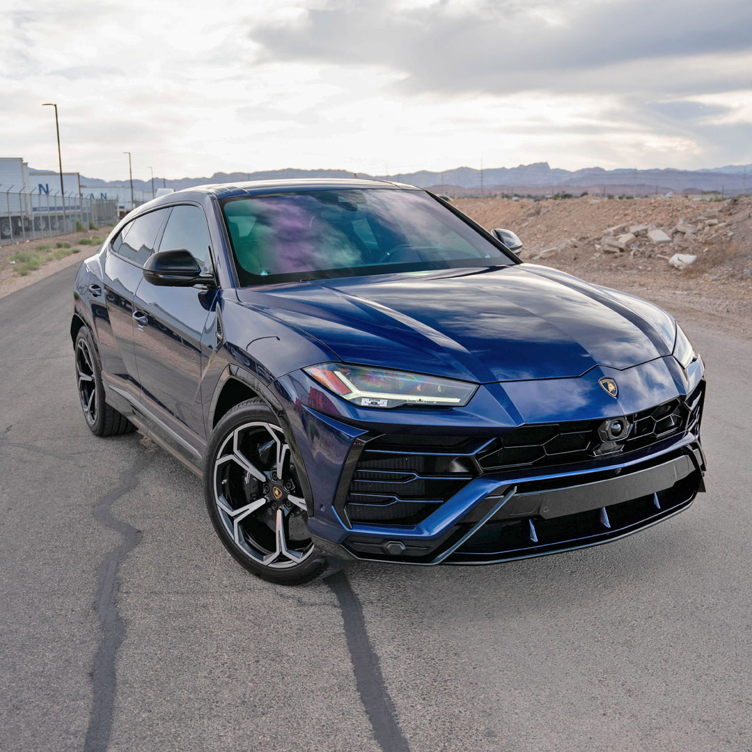 2019 Lamborghini Urus - Overview Photo