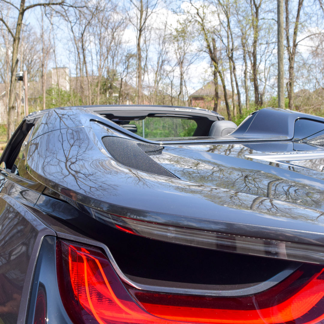 2019 BMW i8 - Engine Photo
