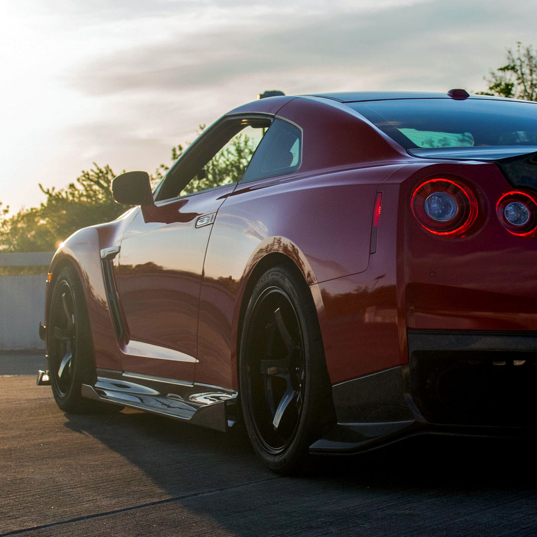 2020 Nissan GT-R - Interior Photo