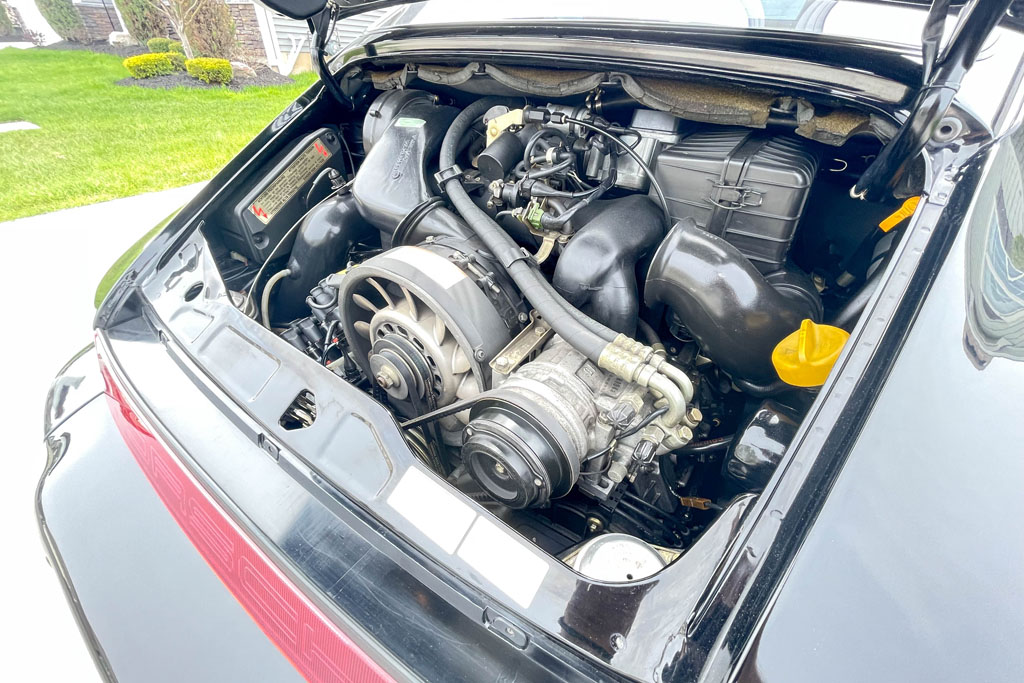 1994 Porsche 911 - Engine Photo