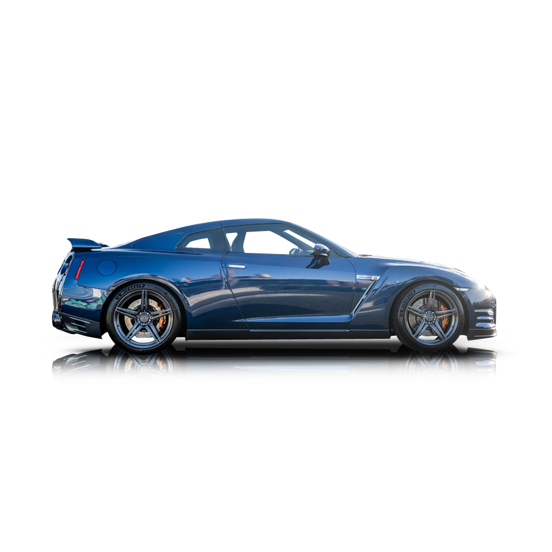 2014 Nissan GT-R - Passenger side