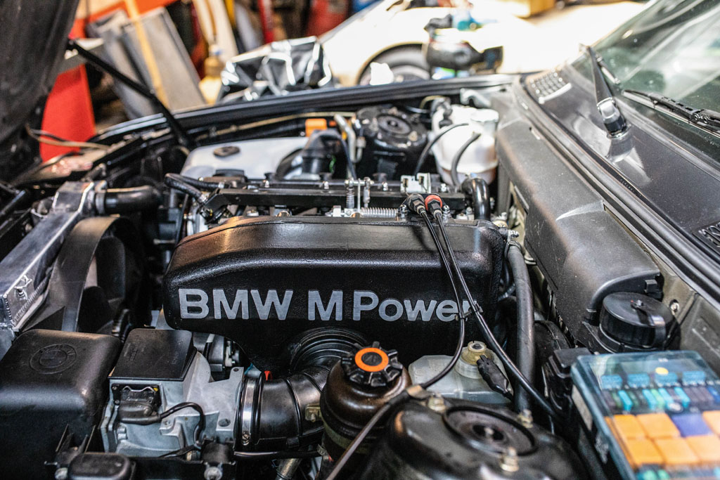 1990 BMW M3 - Engine Photo