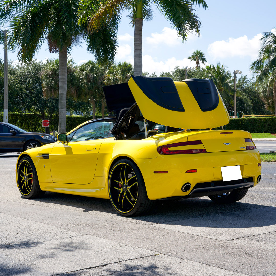 2009 Aston Martin  Vantage  - Interior Photo