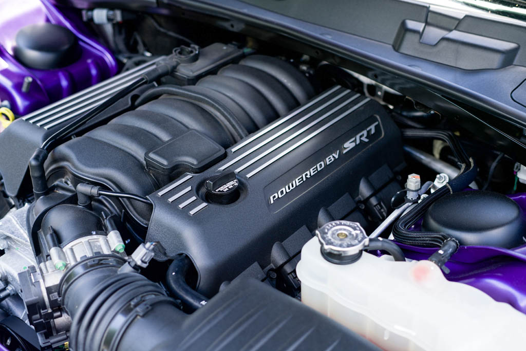 2016 Dodge Challenger - Engine Photo