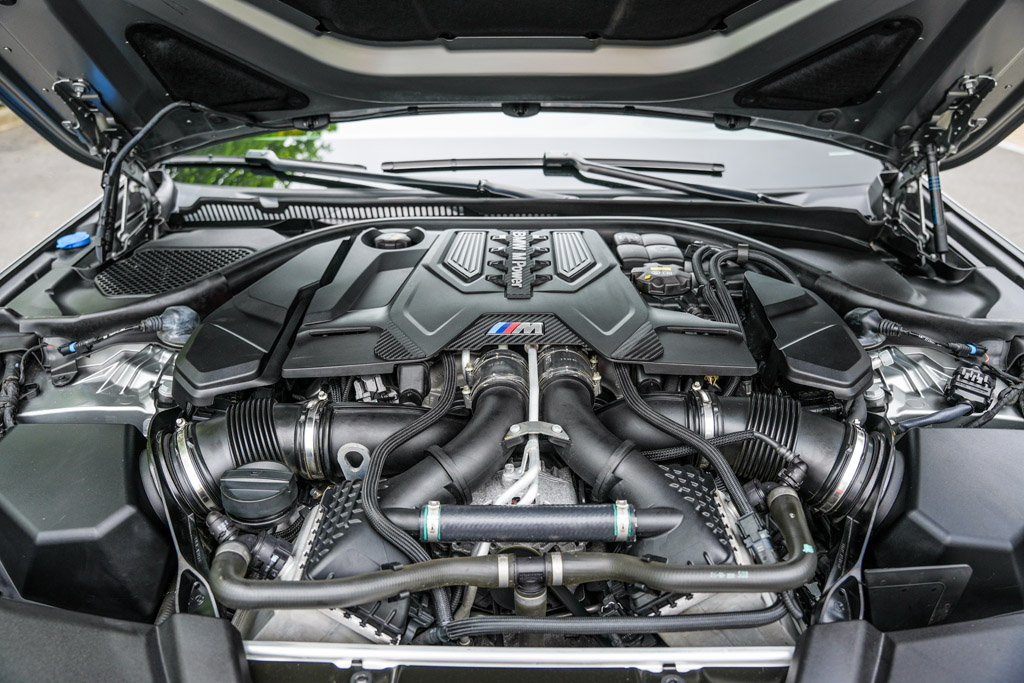2019 BMW M5 - Engine Photo