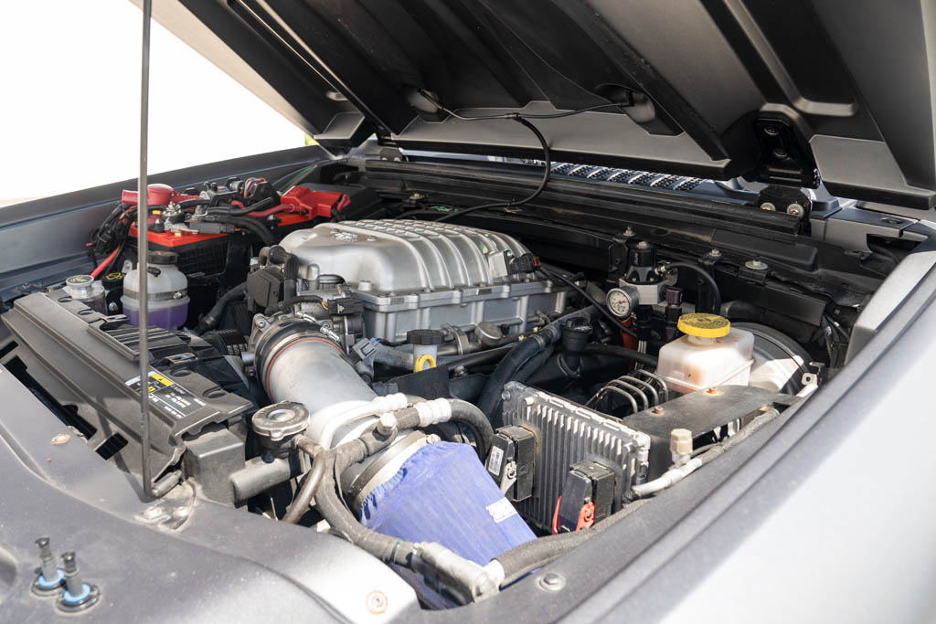 2020 Rezvani Motors Tank - Engine Photo