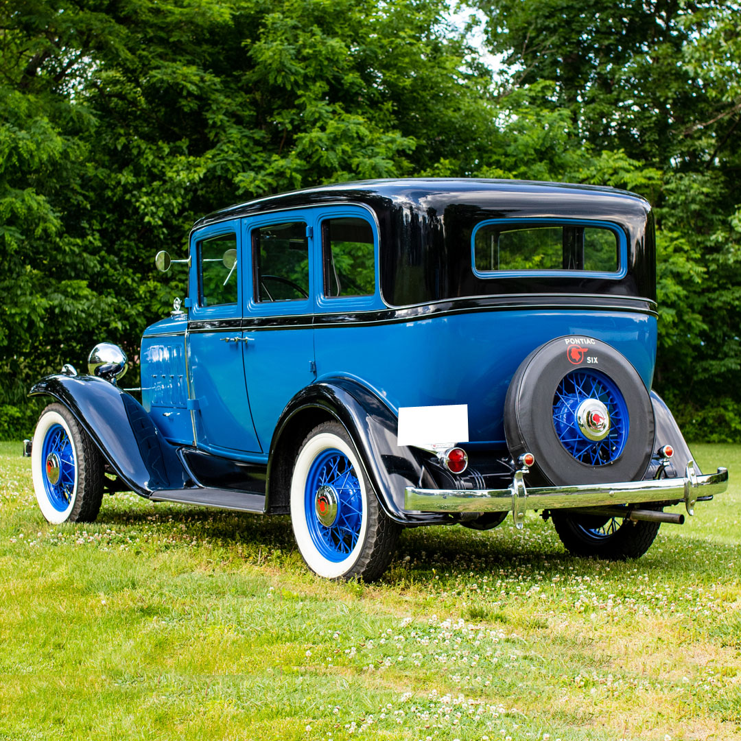 1932 Pontiac  6 - Interior Photo