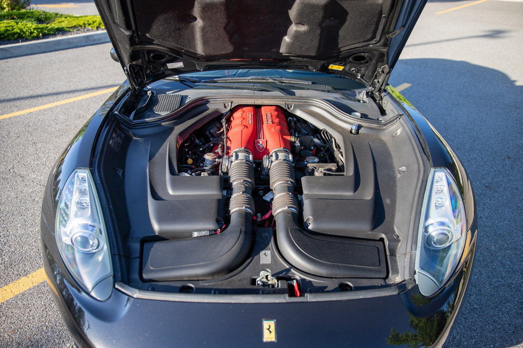 2013 Ferrari California - Engine Photo