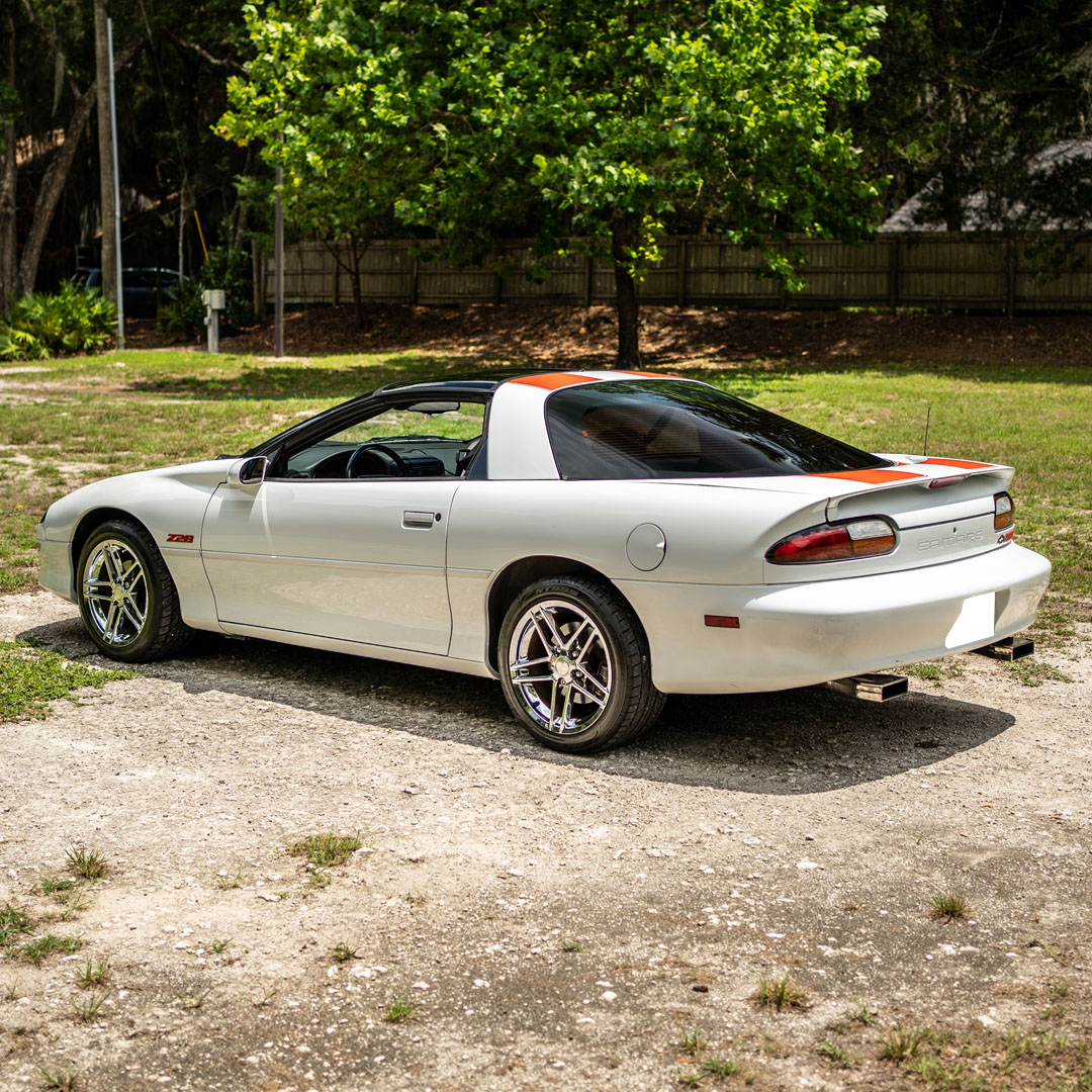 1997 Chevrolet Camaro - Interior Photo