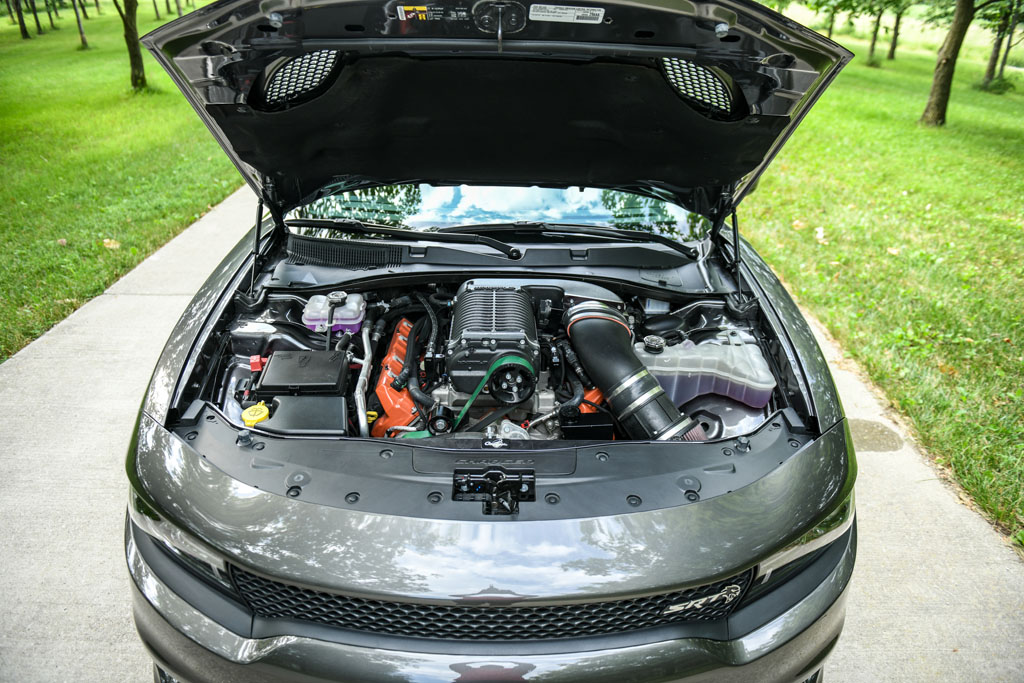 2018 Dodge Charger - Engine Photo