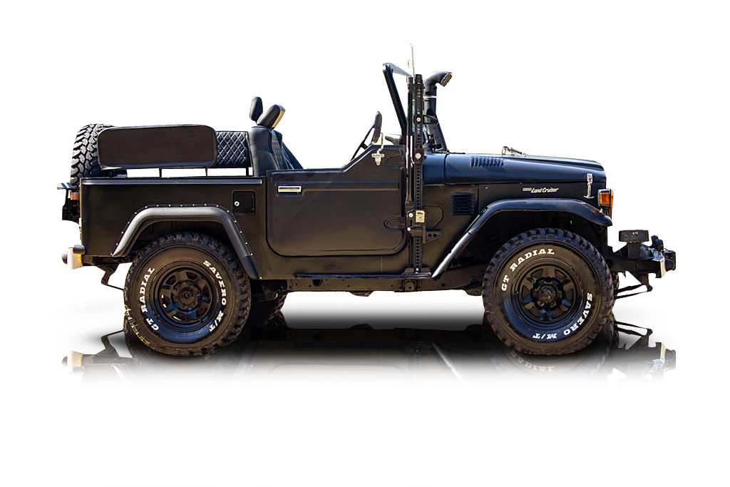 An incredible side shot photo of aToyota Land Cruiser that you should buy.