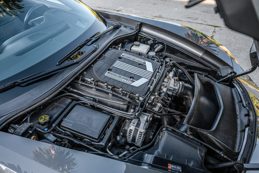 2016 Chevrolet Corvette - Engine Photo