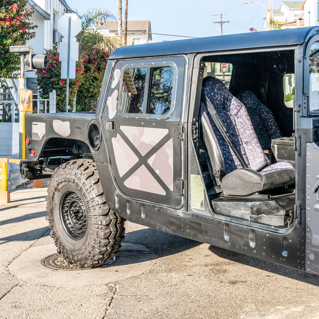 1995 AM General Hummer - Interior Photo