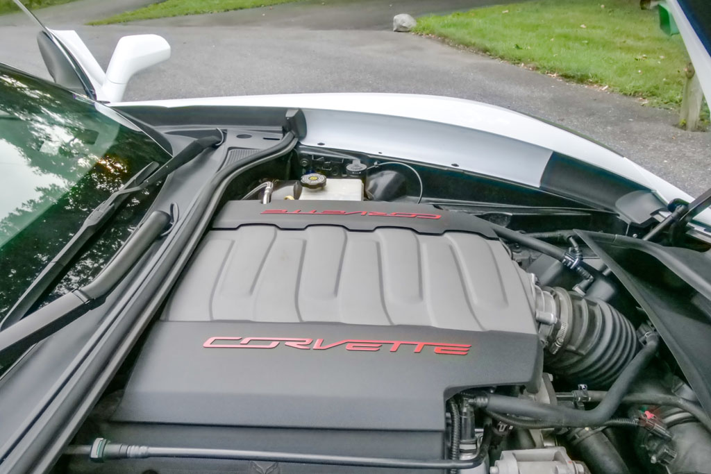 2014 Chevrolet Corvette - Engine Photo
