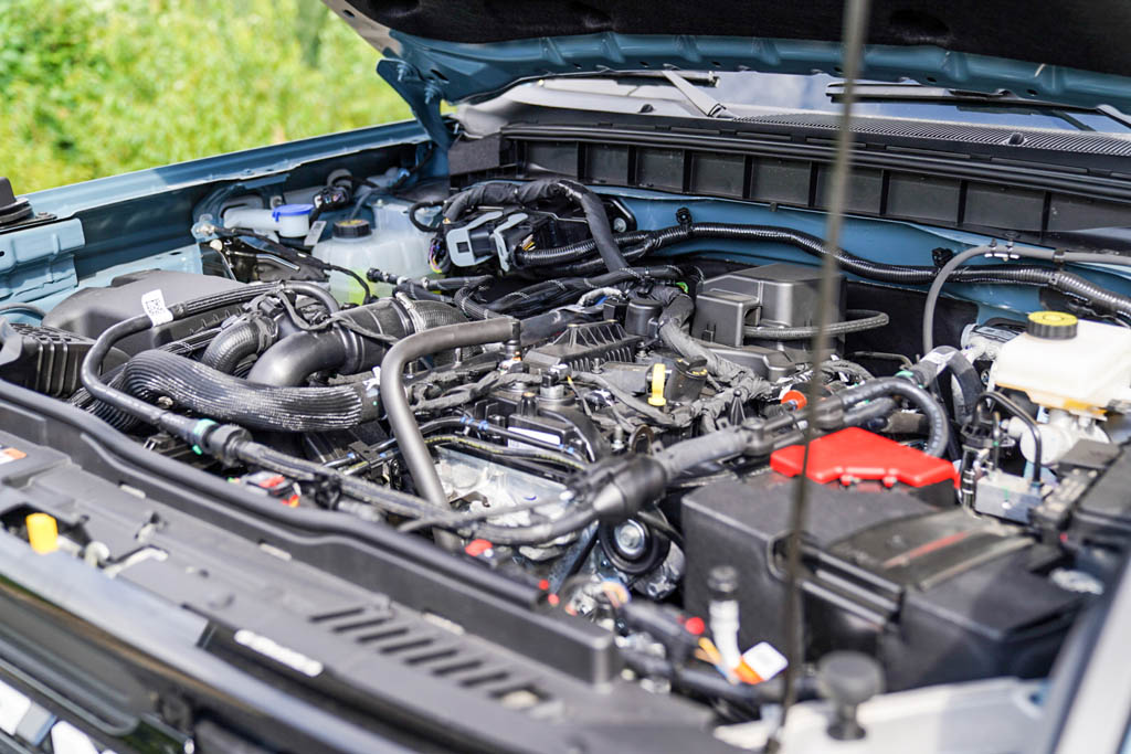 2022 Ford Bronco - Engine Photo