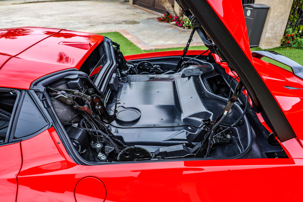 2022 Chevrolet Corvette - Engine Photo