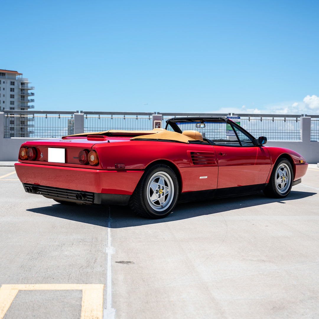 1989 Ferrari Mondial T  - Interior Photo