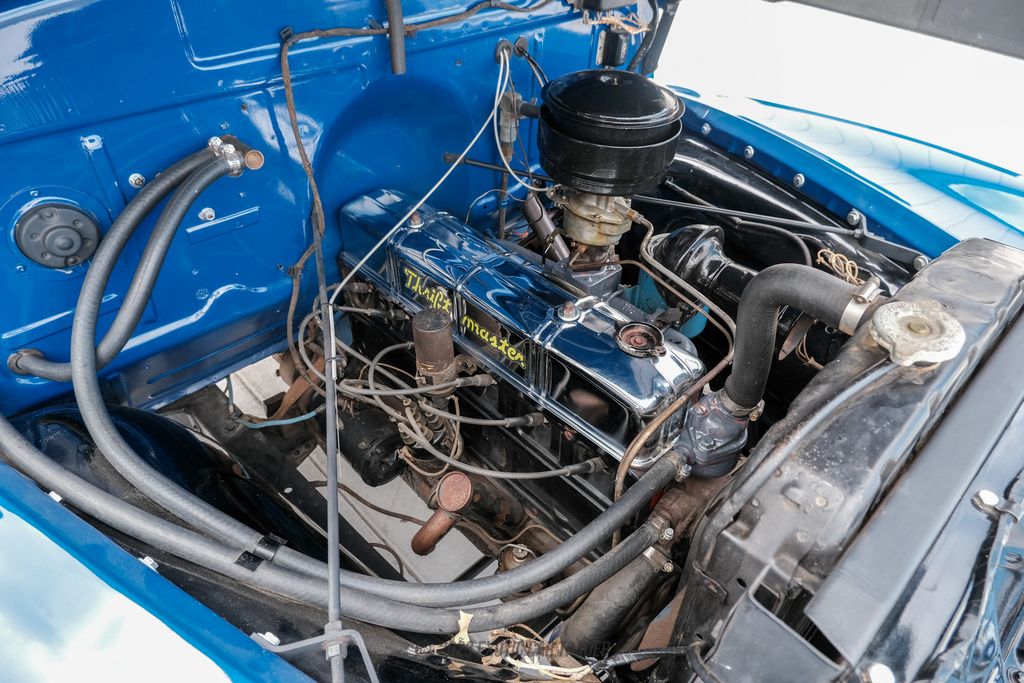 1951 Chevrolet 3800 - Engine Photo