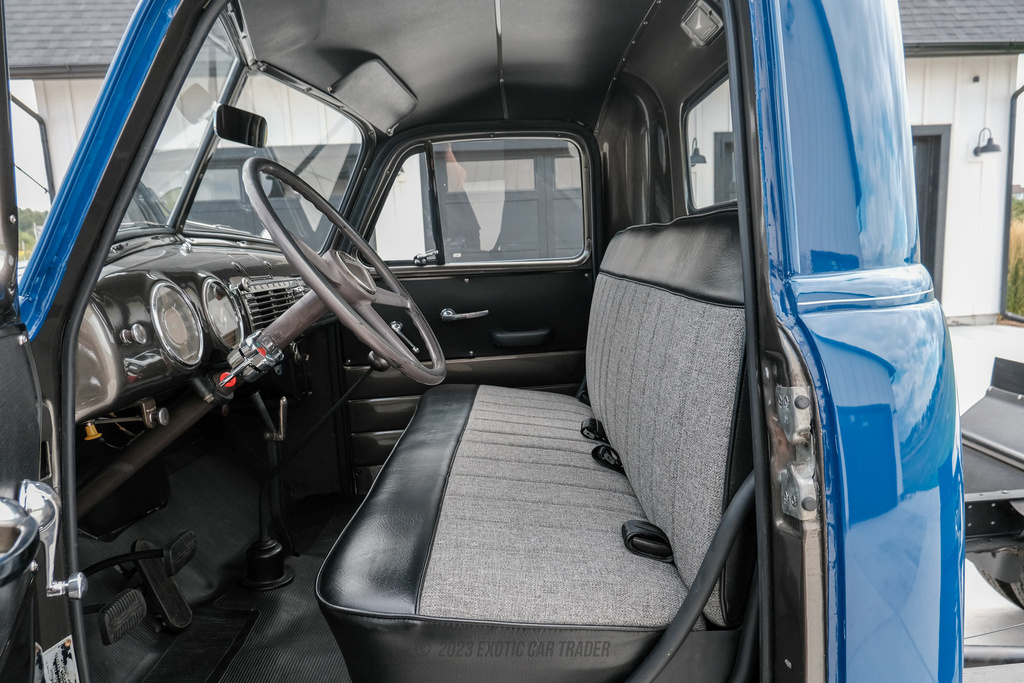1951 Chevrolet 3800 - Interior Photo
