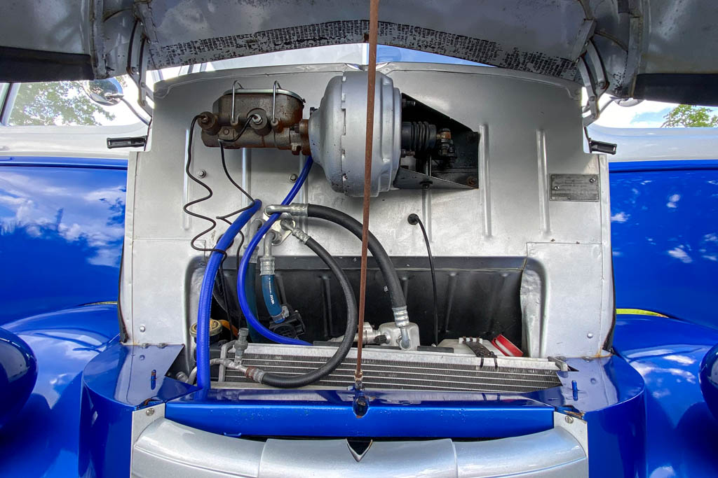 1940 GMC COE Pickup - Engine Photo