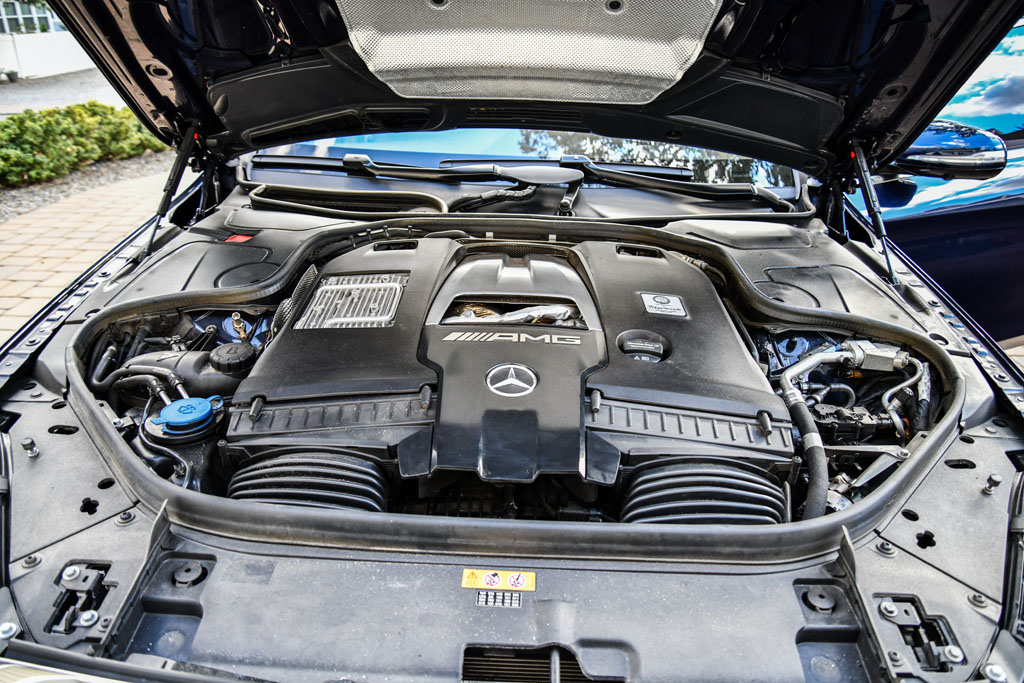 2019 Mercedes-AMG S63  - Engine Photo