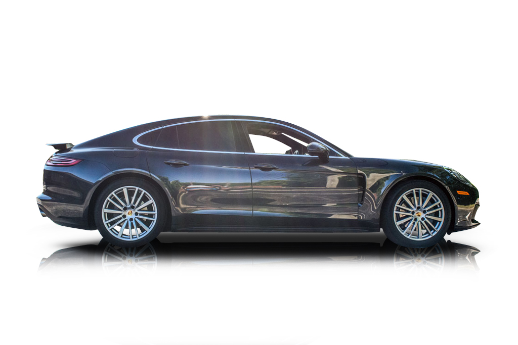 An incredible side shot photo of aPorsche Panamera that you should buy.