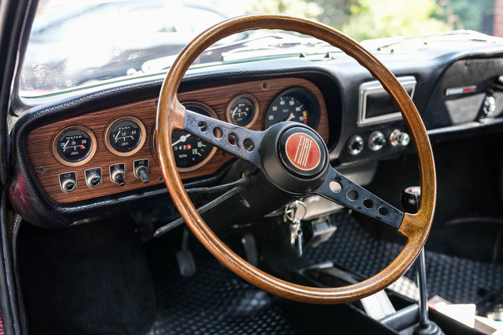 1969 Fiat 850 - Interior Photo