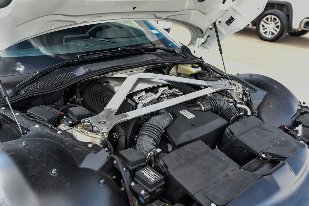 2021 Aston Martin Vantage - Engine Photo