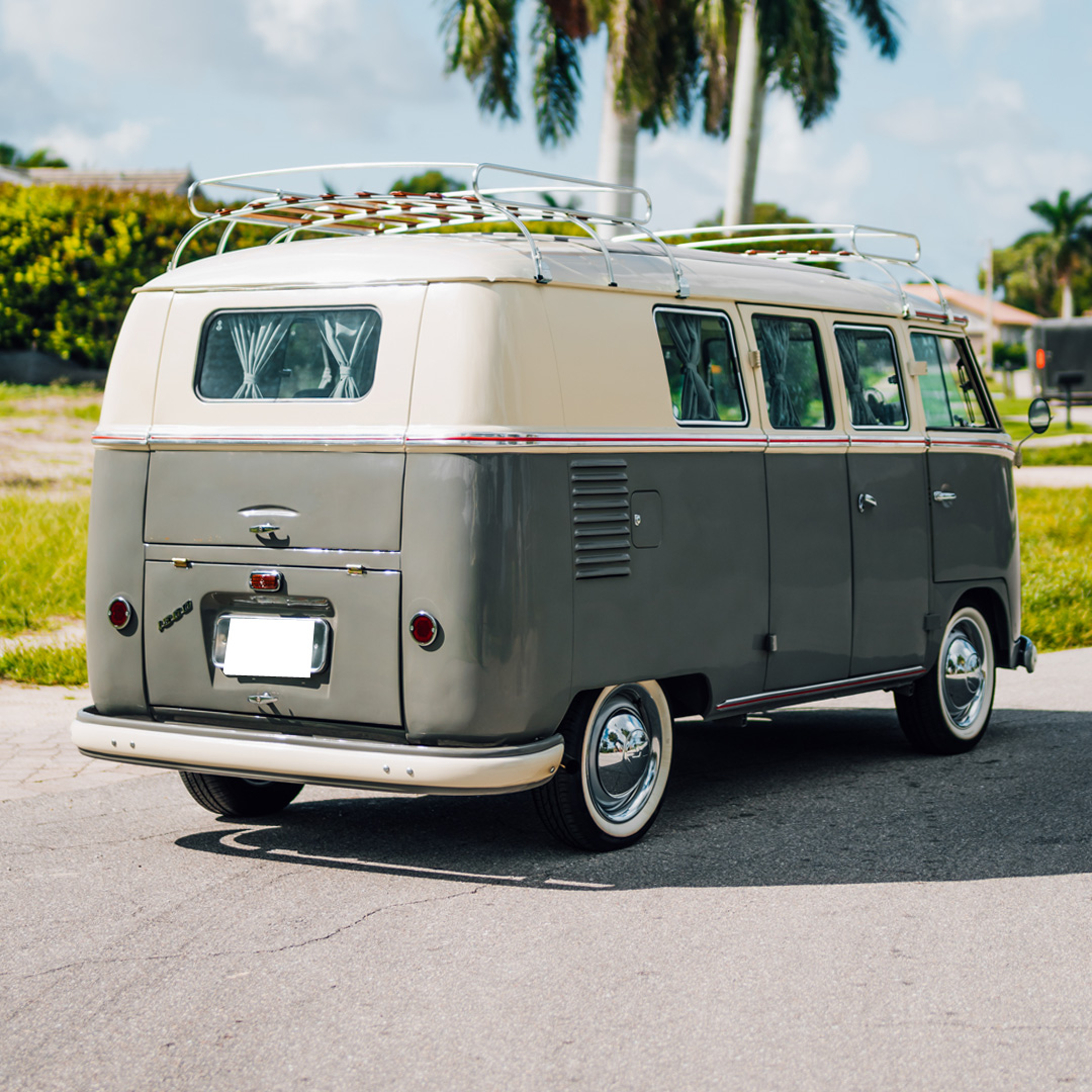 1961 Volkswagen Vanagon - Interior Photo
