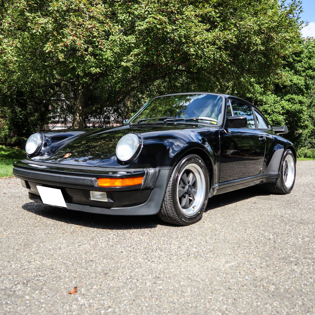 1989 Porsche 911 - Overview Photo